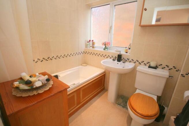 A11 bath.JPG