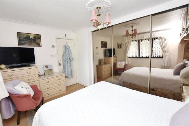 2 bed Bungalow for sale Image 12