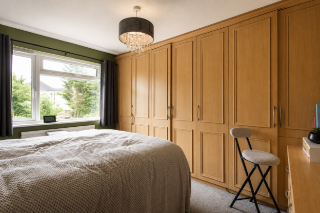 3 bed Town House for sale Image 7