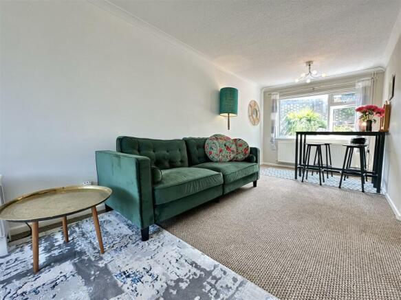 Living_Room.jpg