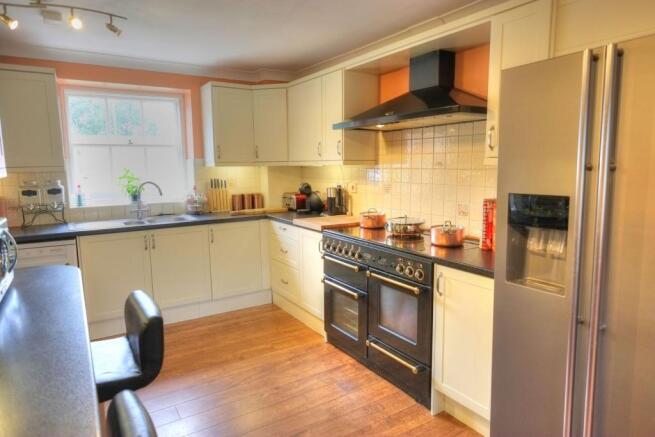 Kitchen / Breakfast