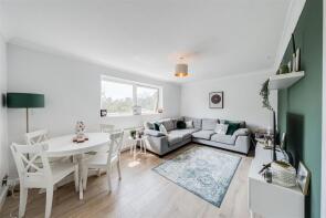 208, Station Road, Crayford, Dartford DA1 3QQ