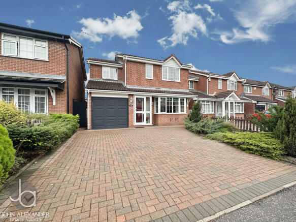 4-bed detached on Dorchester End, Colchester, £350,000