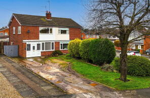 12, Farneway, Hinckley LE10 0SN