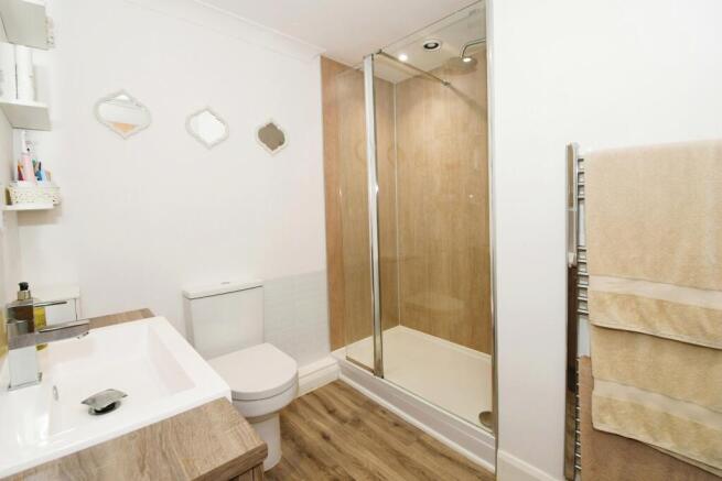 Master En-suite