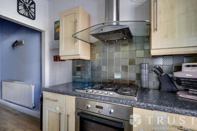 2 bed Terraced for sale Image 8