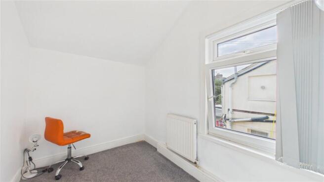 3 bed House to rent Image 7