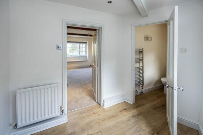 3 bed Semi-Detached for sale Image 8