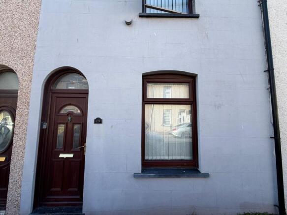 19 Derry Street
