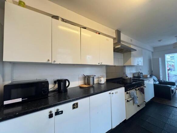 7 bed Terraced for sale Image 4