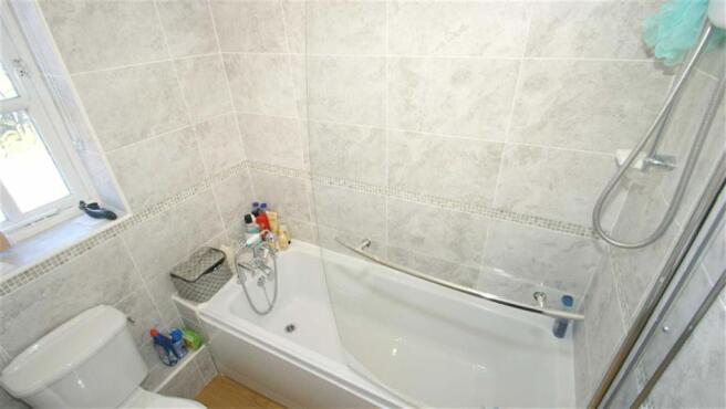 BATHROOM/WC