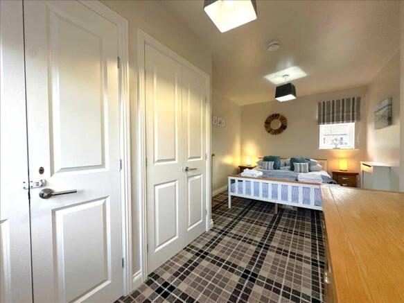2 bed House for sale Image 12