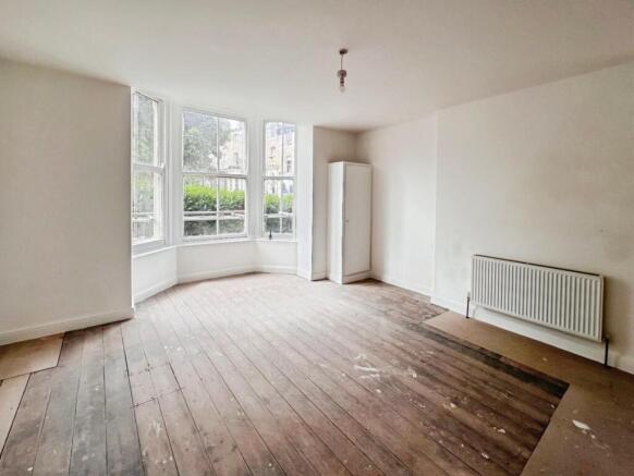 1 bed Flat to rent Image 5