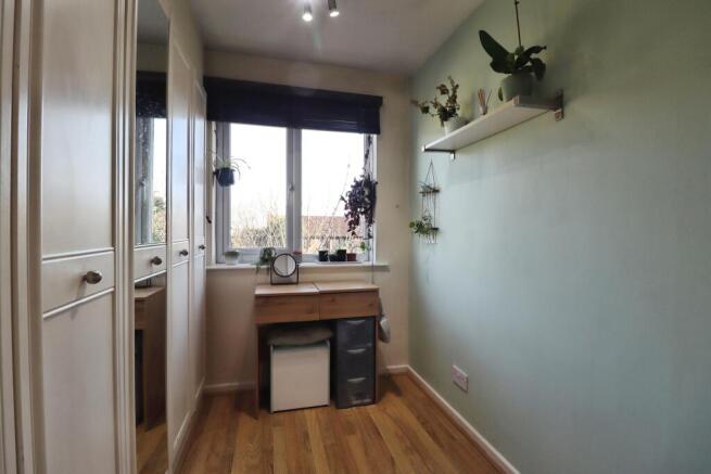 2 bed Flat for sale Image 12