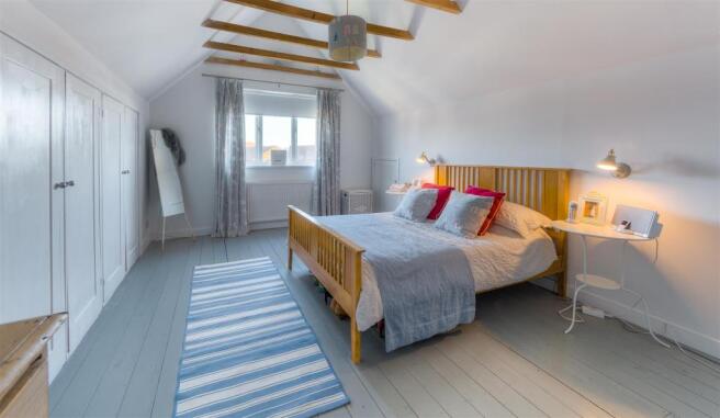 Principal bedroom