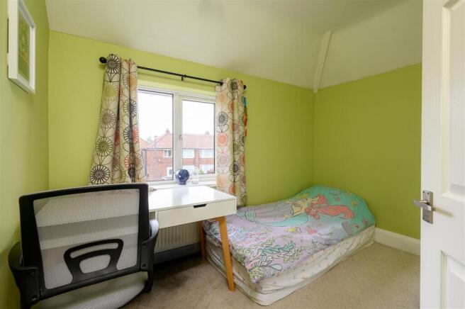 3 bed Semi-Detached for sale Image 10