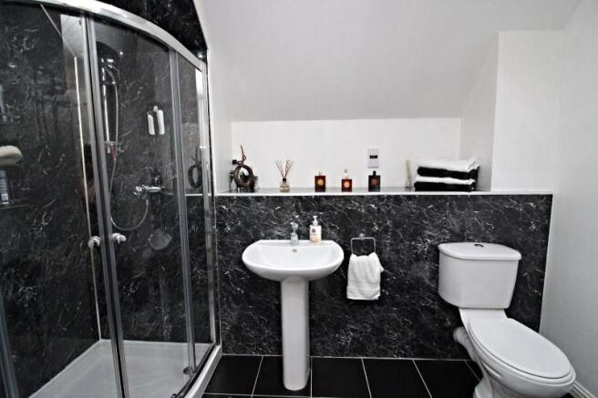 Master En-suite