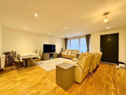 Alpine Road, Cypress Court, NW9