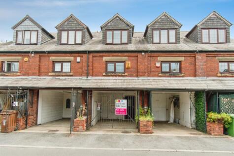 Chappel Mews, Normanton