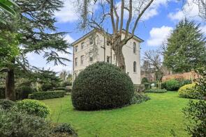 Flat 4, 1, Oak Hill Park, London NW3 7LB