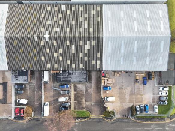 dji_fly_20251216_120456_0966_1765896892290_photo