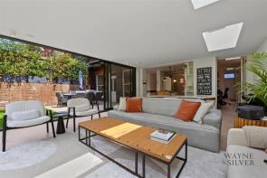 Flat A, 25, Maresfield Gardens, London NW3 5SD