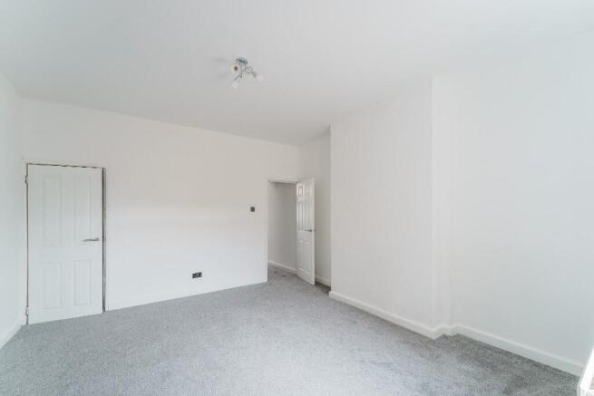 4 bed Terraced for sale Image 6
