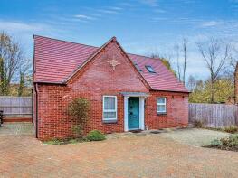 3, Ritchie Close, Northampton NN6 7UG
