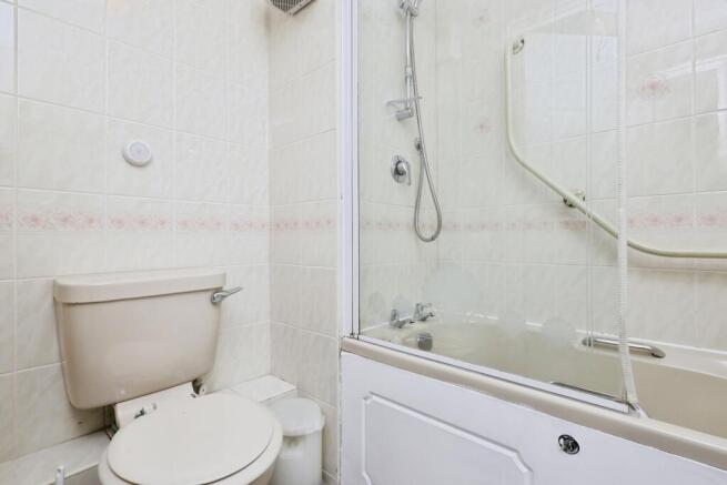 1 bed Apartment for sale Image 5