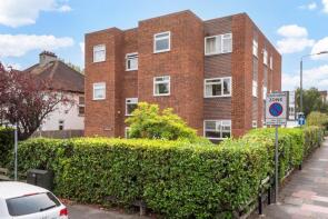 4, 16 Janson Court, Granville Road, Sidcup DA14 4BX