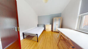 Flat A, 61, Cardigan Road, Headingley, Leeds LS6 1EB
