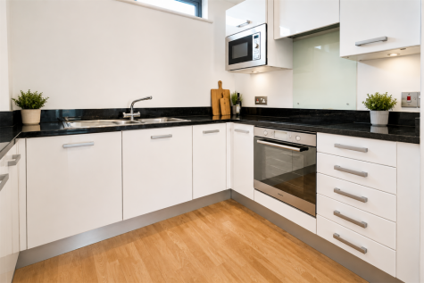 16 Greenslade House, The Manor, Church Street, Beeston, NG9 1GB