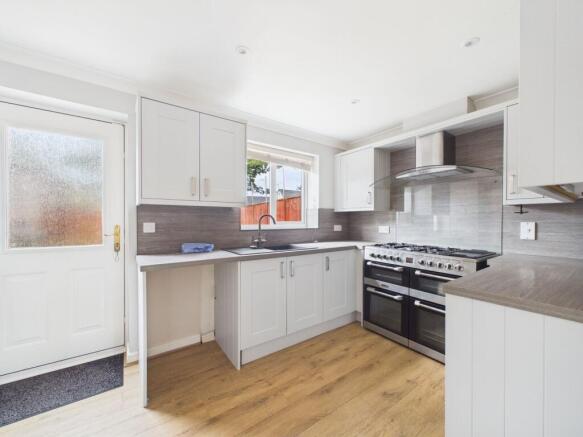 3 bed Terraced for sale Image 9