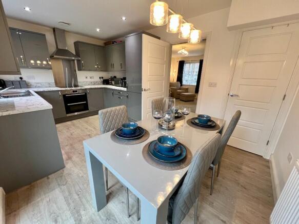 Kitchen Diner 