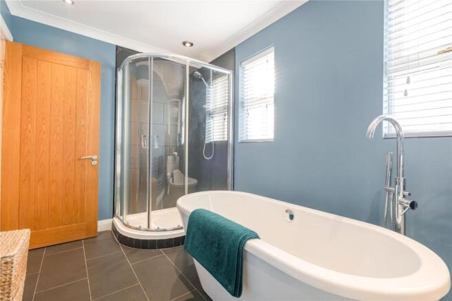 Bathroom (2)