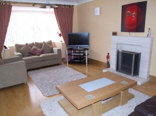 16'3 Sitting Room
