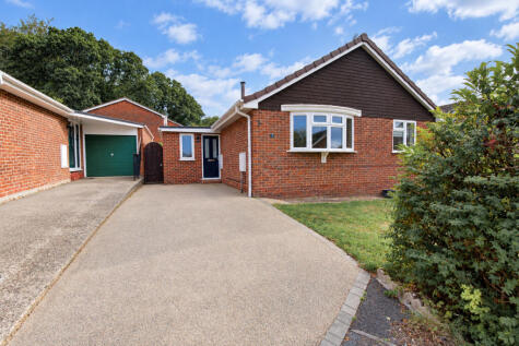 Cowdray Close, Bishopstoke, Eastleigh, Hampshire