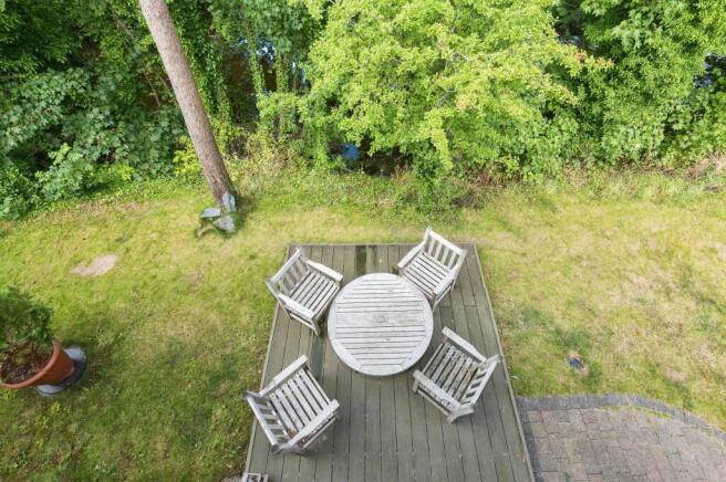 4 bed Detached for sale Image 11