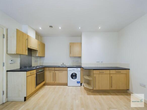 CAM03394G0-PR0144...