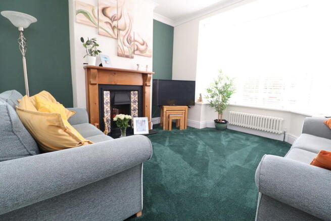 3 bed Semi-Detached for sale Image 6