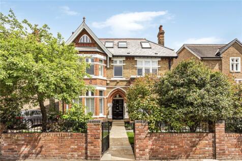 Woodville Road, London, W5