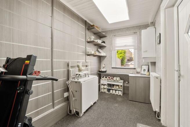 2 bed Terraced for sale Image 9