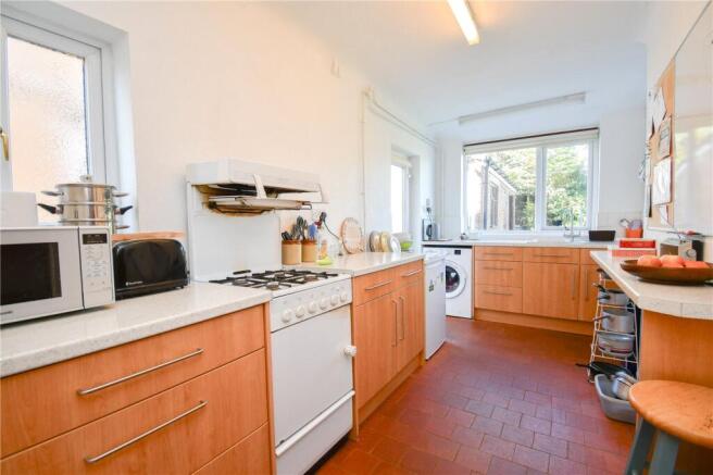 Hillcrest Drive, Greasby, Wirral photo 4