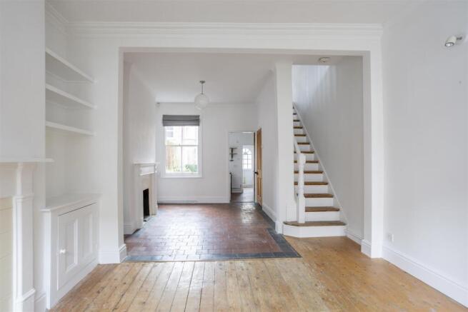 13_Colenso_Street_4.jpg