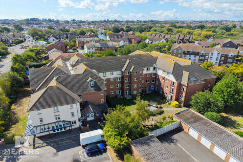 Stour Road, Christchurch, BH23 1