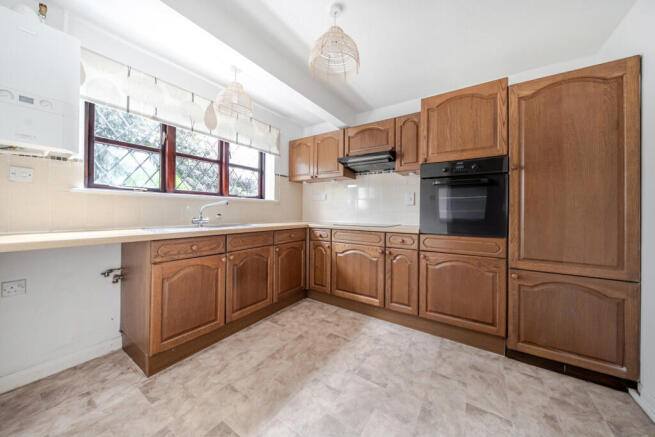 1340440-4-689efe8...