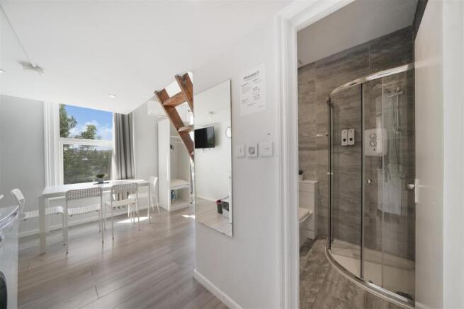 L shaped reception/ room