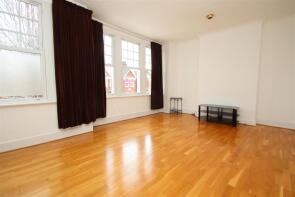First Floor Flat, 91, Devonshire Road, London N13 4QU