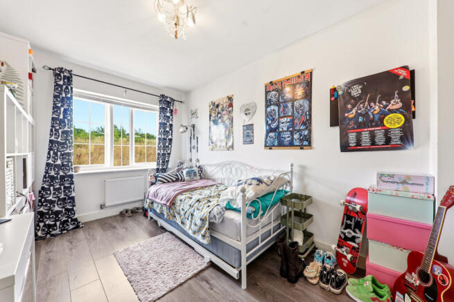 3 bed Semi-Detached for sale Image 11