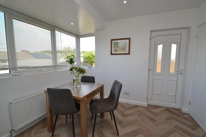 3 bed Semi-Detached for sale Image 10